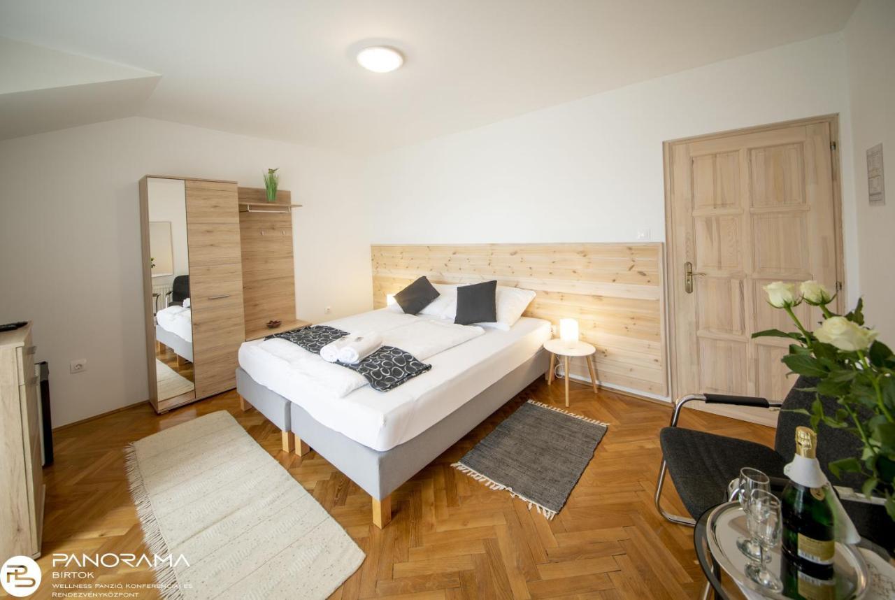 Győrújbarát Panorama Birtok - Wellness Panzio, Konferencia Es Rendezvenykoezpont B&B 외부 사진